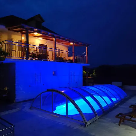 Villa Rose