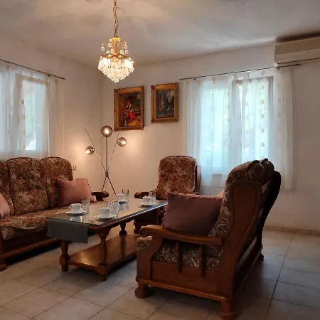 Villa Rose *