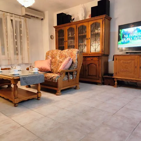 Rose Villa *